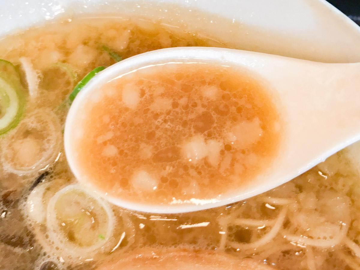 味の蔵：ドとんこつラーメンのスープ