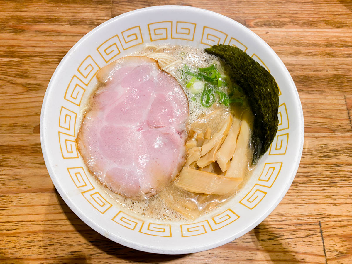 一松：とんこつしょうゆ
