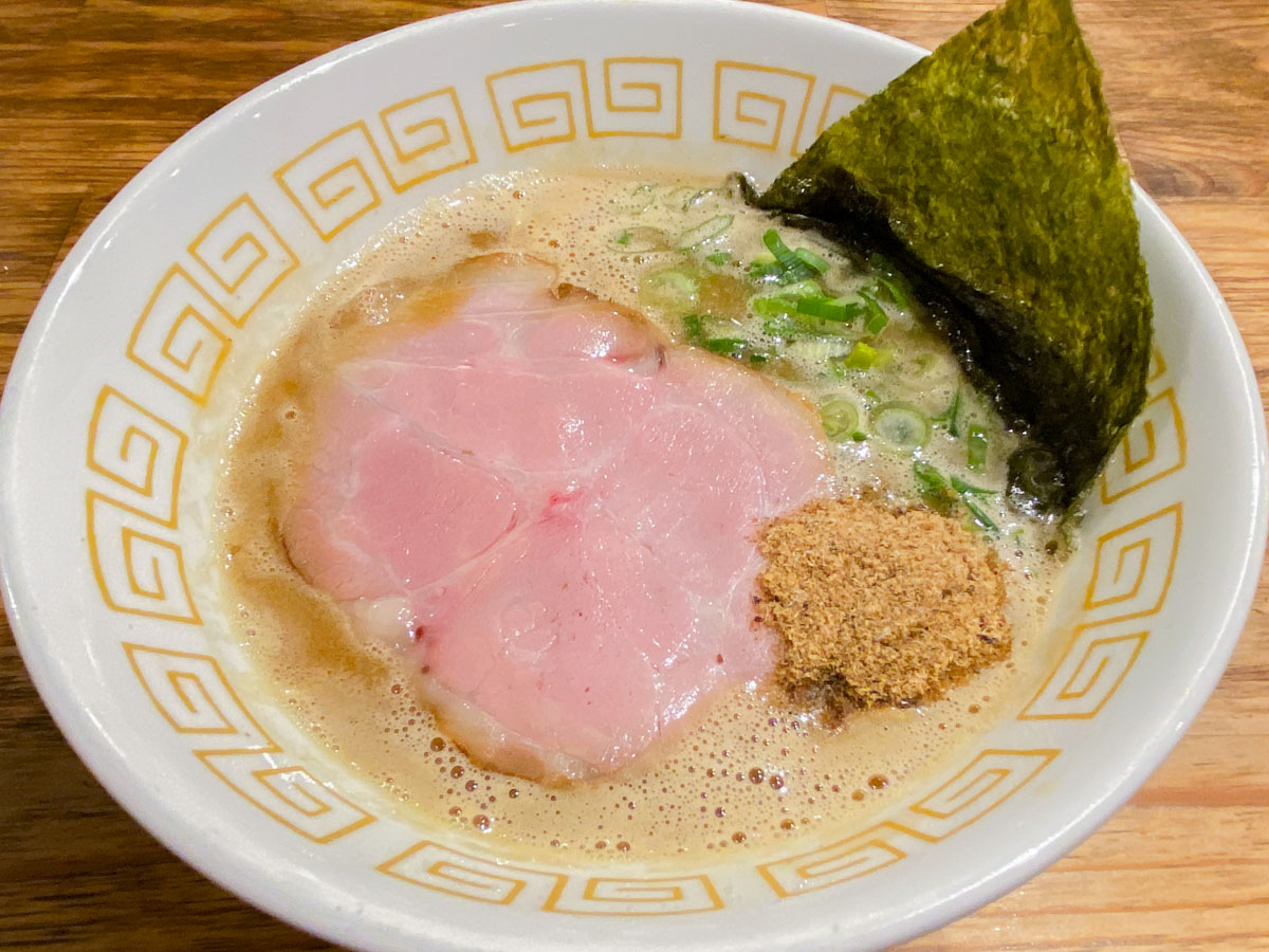一松：とんこつ魚介