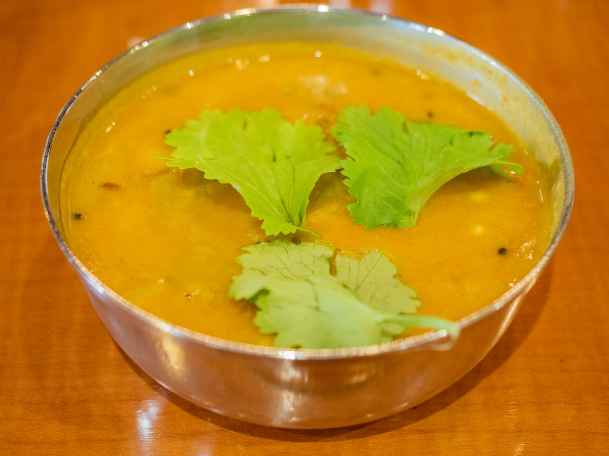 サンサウス：南インドの野菜カリー