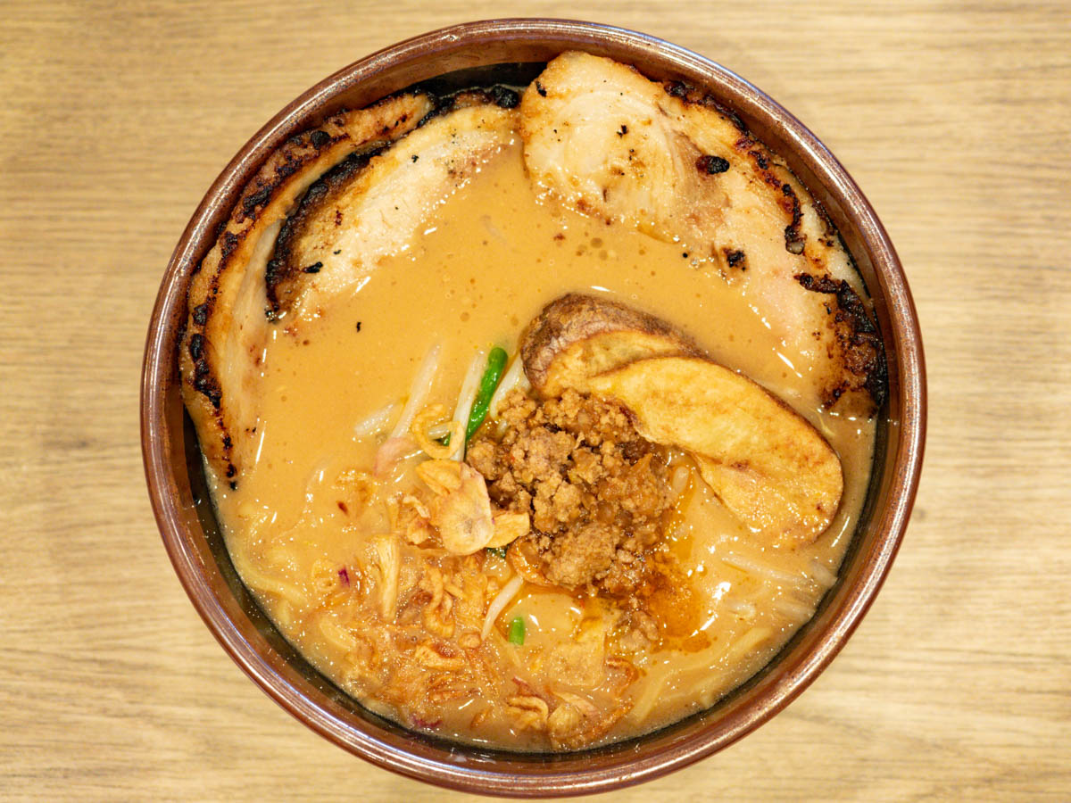 田所商店 福山神辺店：北海道味噌 味噌漬け炙りチャーシュー麺