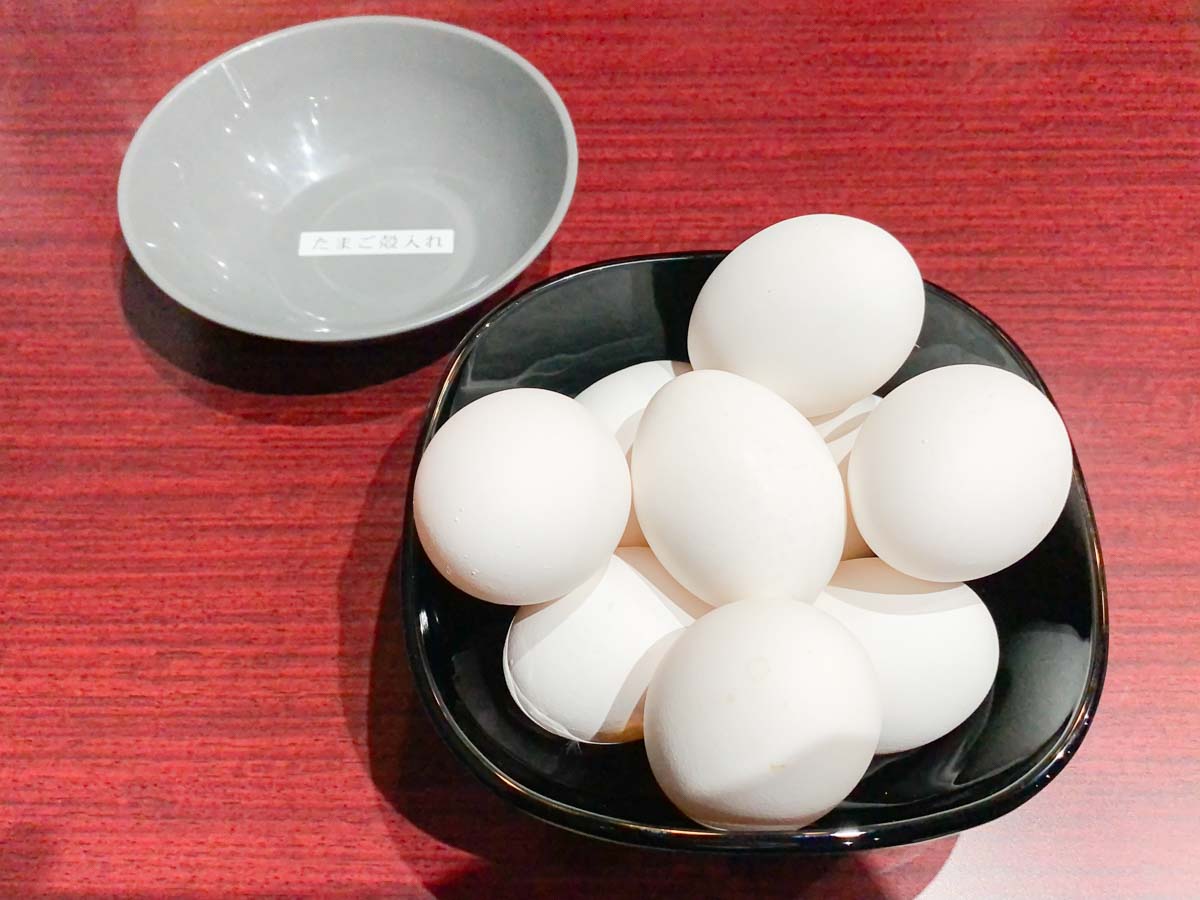 まる徳ラーメン 福山曙店：無料の生卵