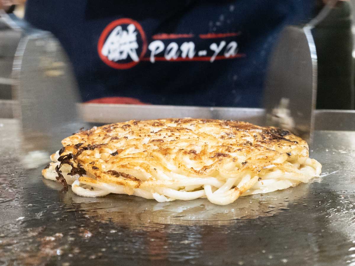 鉄pan-ya：スペシャル うどん + 炙りネギマヨハーフ