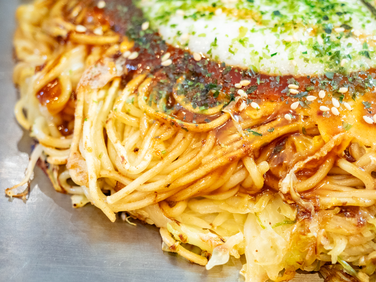 三國志：肉玉そば（ダブル）+野菜大盛+山芋かけ